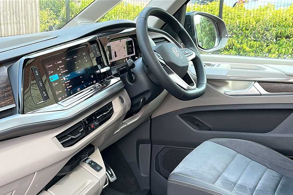Volkswagen Multivan 2.0 TDI Style 5dr LWB DSG