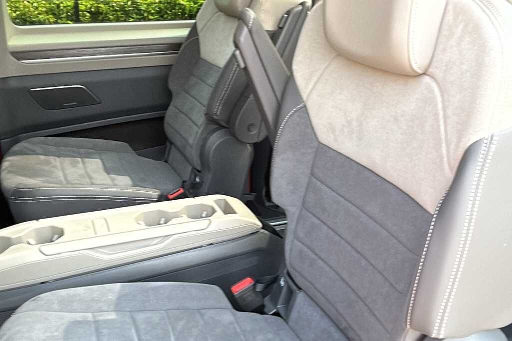 Volkswagen Multivan 2.0 TDI Style 5dr LWB DSG