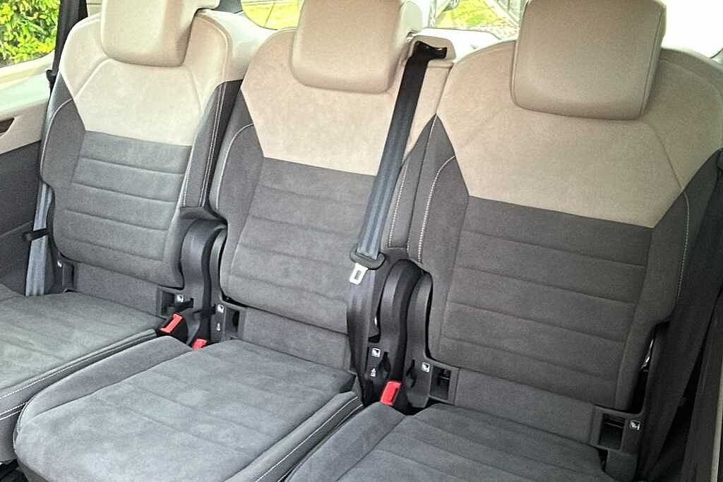 Volkswagen Multivan 2.0 TDI Style 5dr LWB DSG