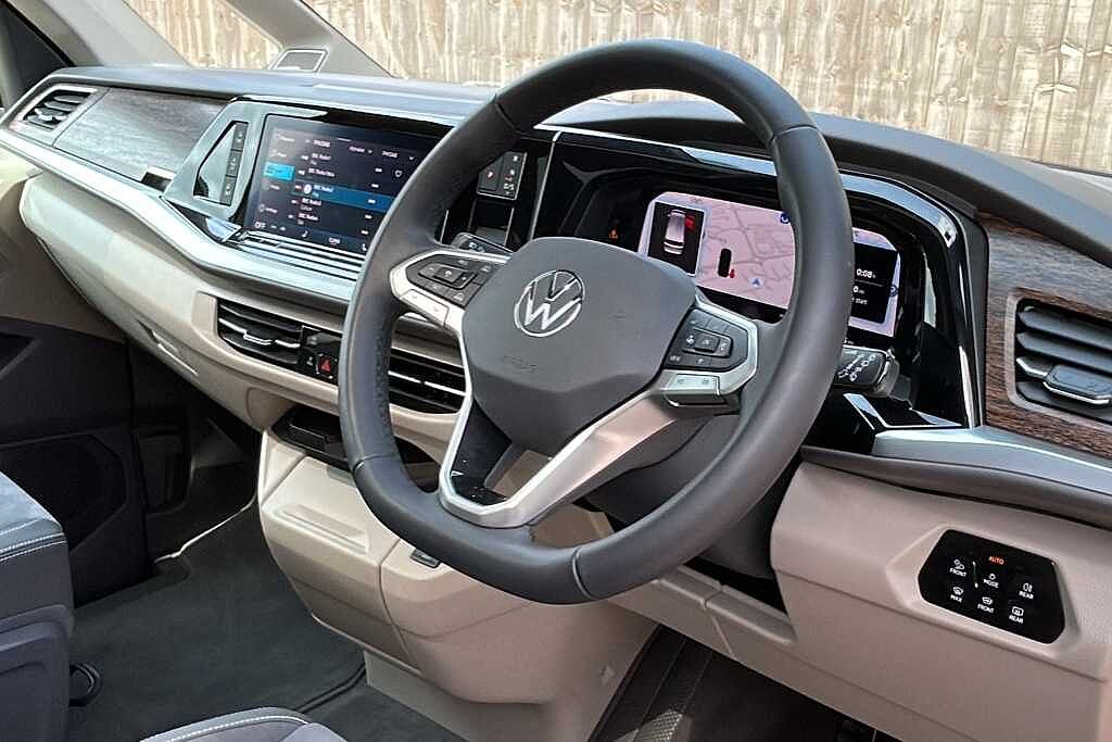 Volkswagen Multivan 2.0 TDI Style 5dr LWB DSG
