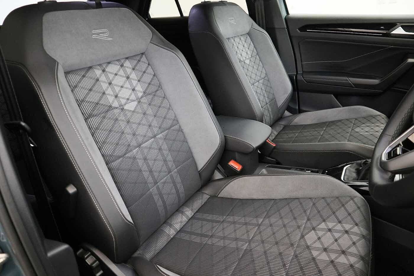 Volkswagen T-ROC 1.5 TSI (150ps) R-Line DSG