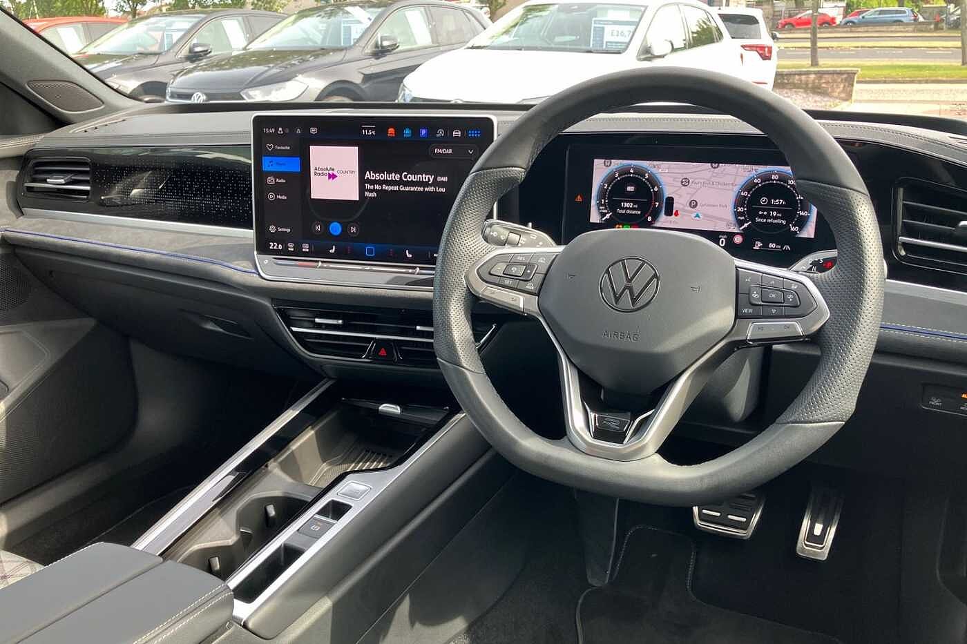 Volkswagen Passat R-Line 1.5 eTSI 150PS 7-speed DSG 5 Door