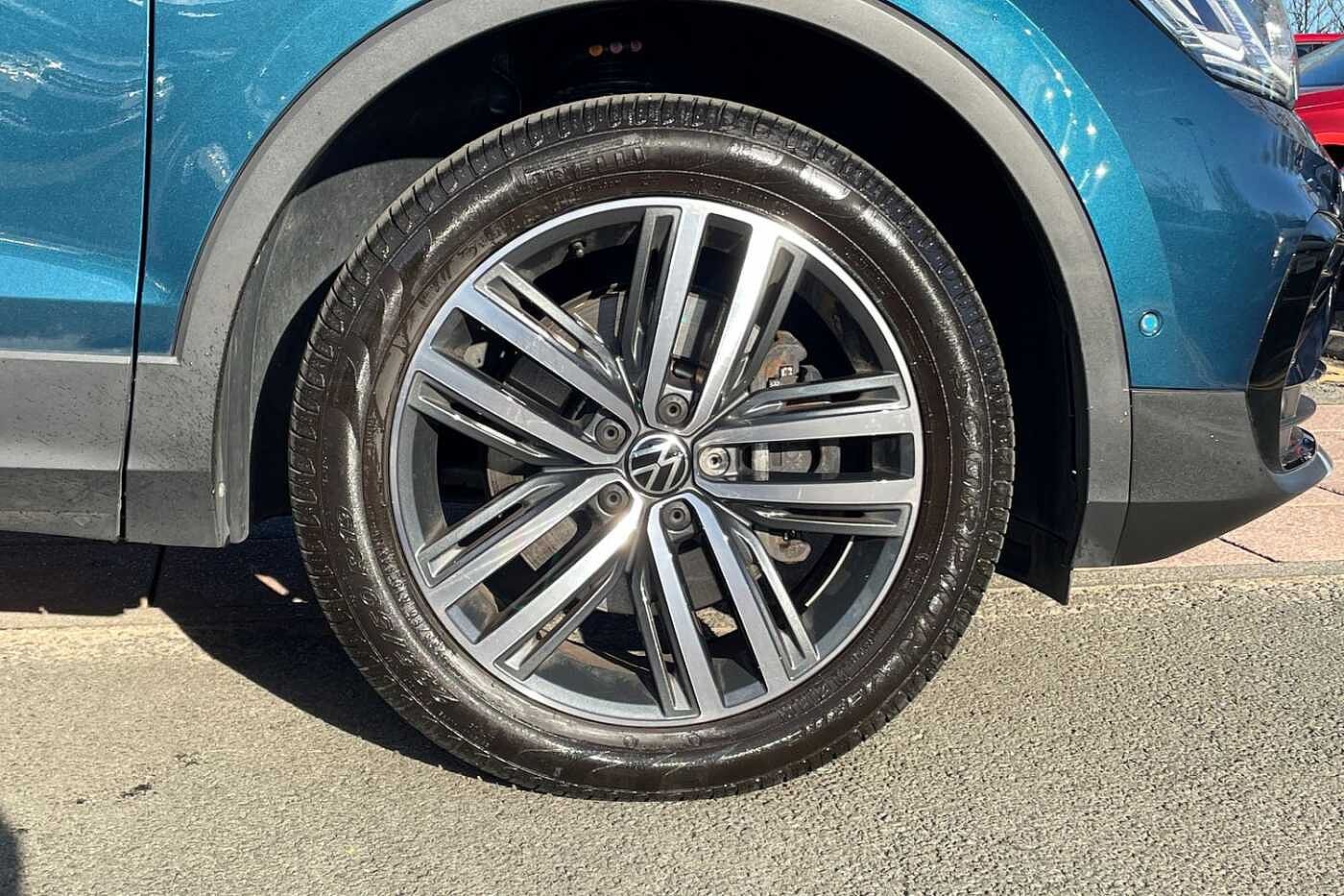 Volkswagen Tiguan Elegance 1.4 TSI eHybrid 245PS 6-Speed DSG 5 Door