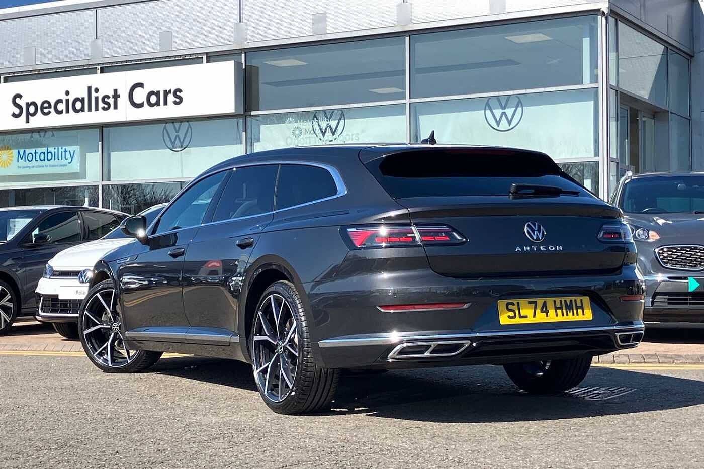 Volkswagen Arteon Shooting Brake R-Line 2.0 TDI 150PS 7-speed DSG 5 Door