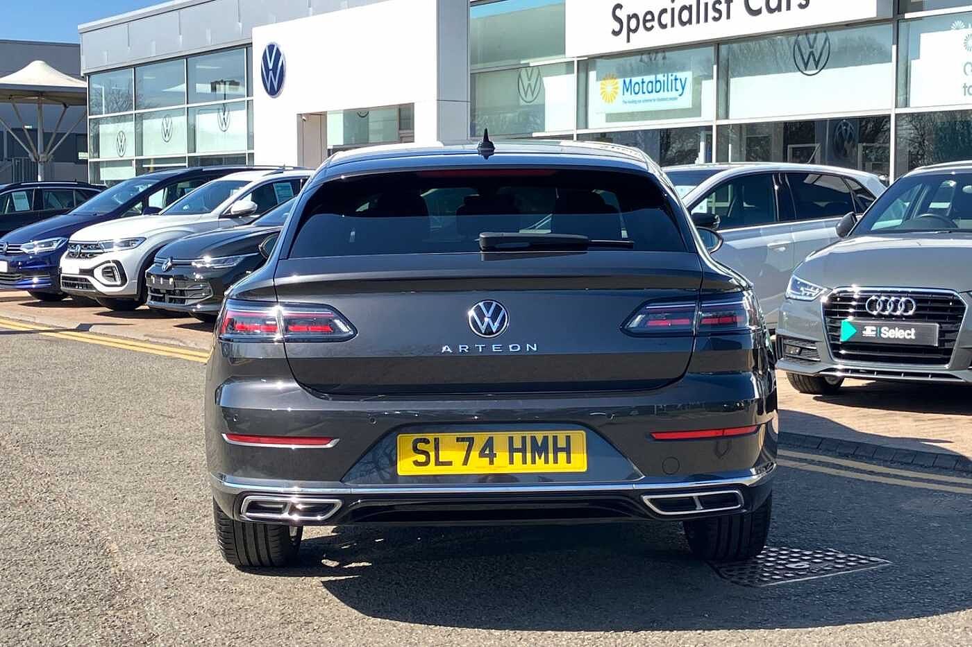 Volkswagen Arteon Shooting Brake R-Line 2.0 TDI 150PS 7-speed DSG 5 Door