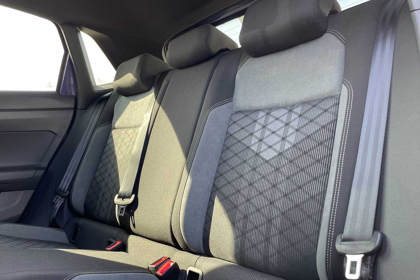 Volkswagen Polo R-Line 1.0 TSI 110PS 7-speed DSG 5 Door