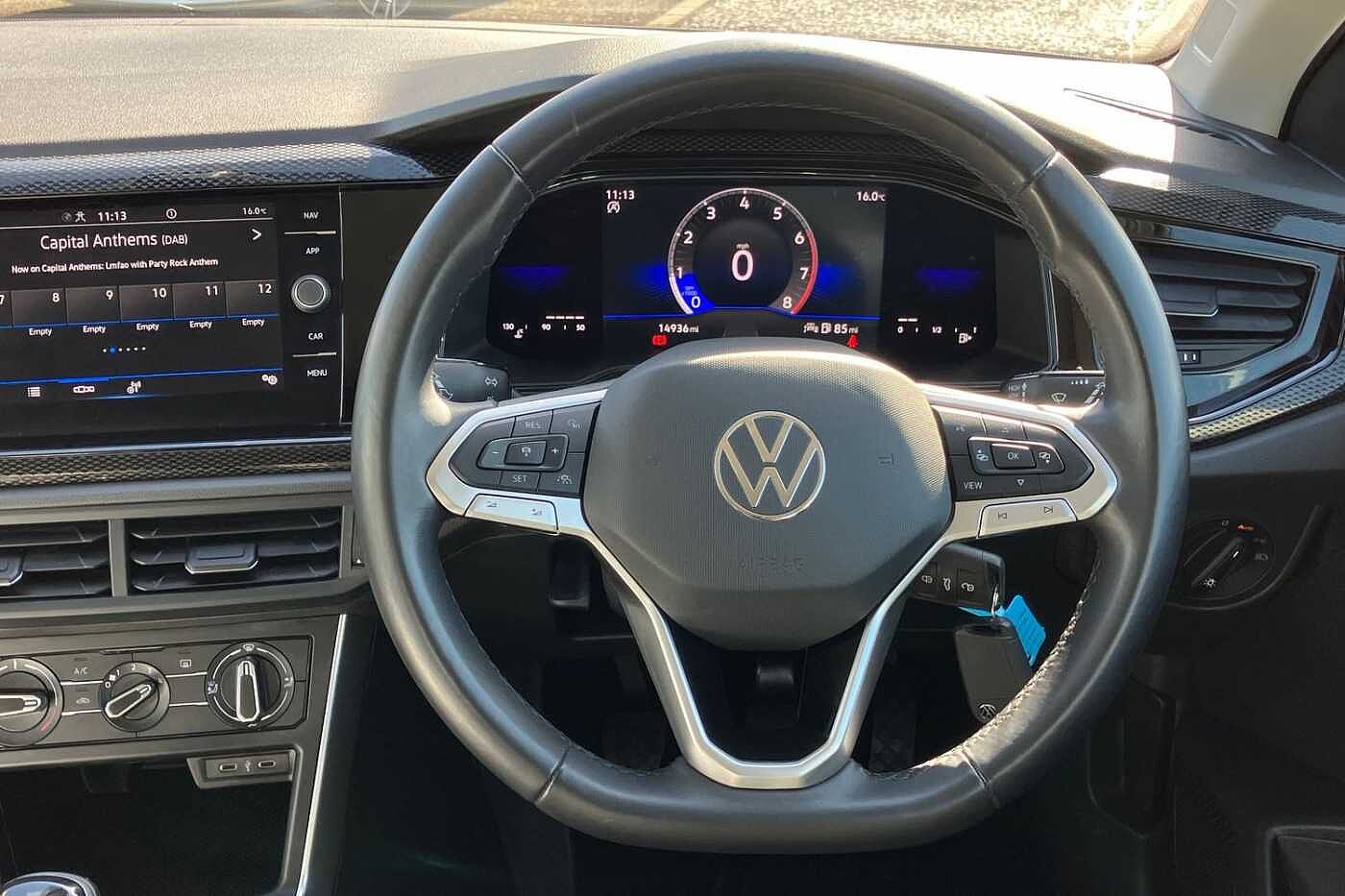Volkswagen Polo Life 1.0 TSI 95PS 5-speed Manual 5 Door