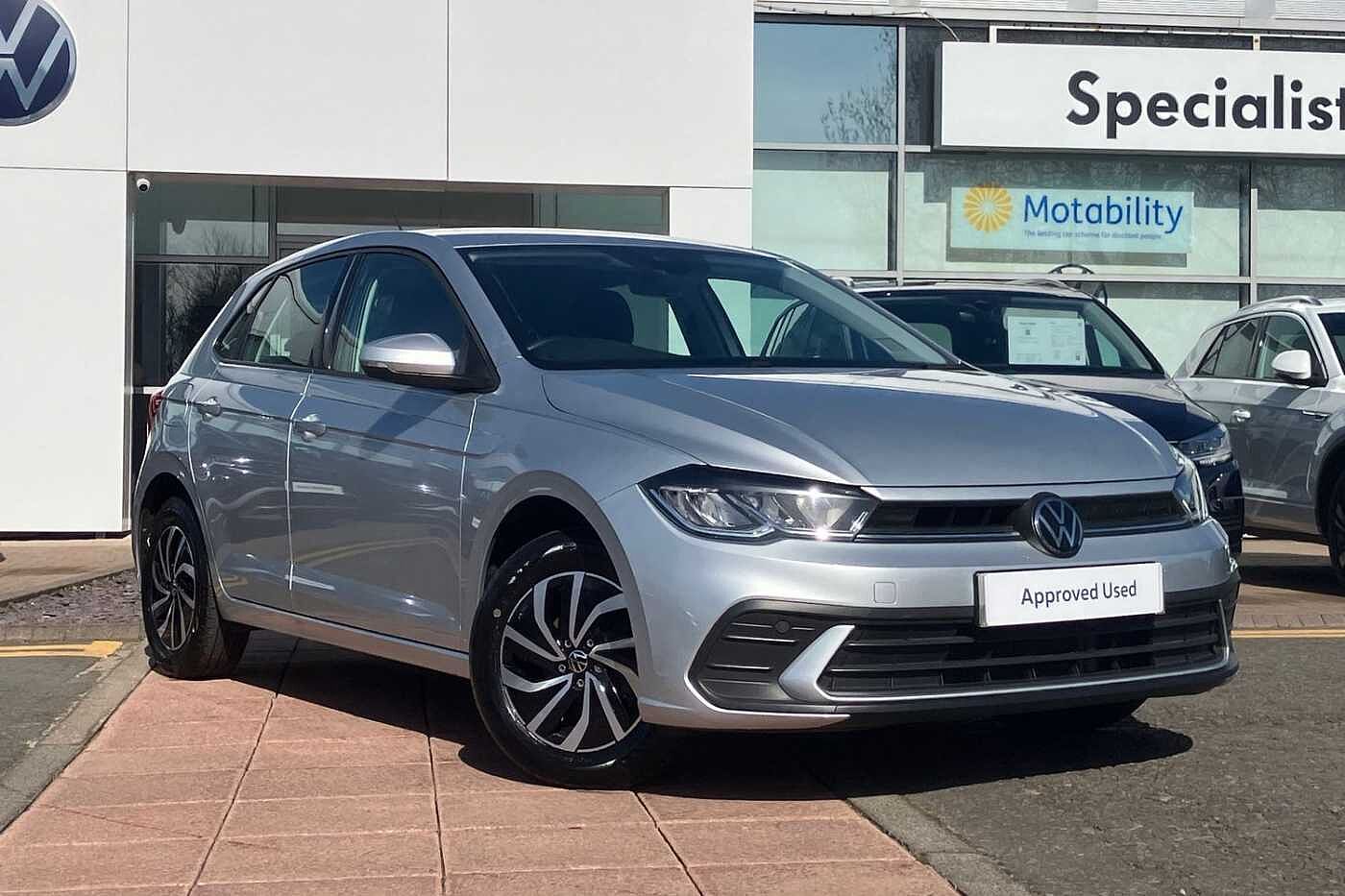 Volkswagen Polo Life 1.0 TSI 95PS 5-speed Manual 5 Door