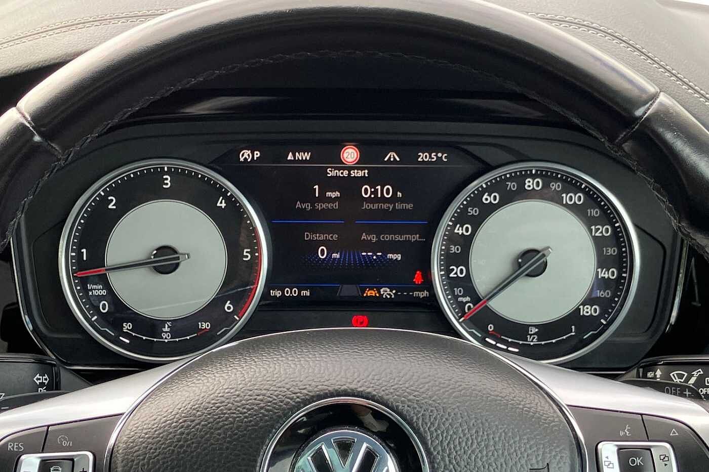 Volkswagen Touareg V6 SEL 3.0 TDI 286PS 4MOTION 8-speed Auto Tiptronic 5 Door