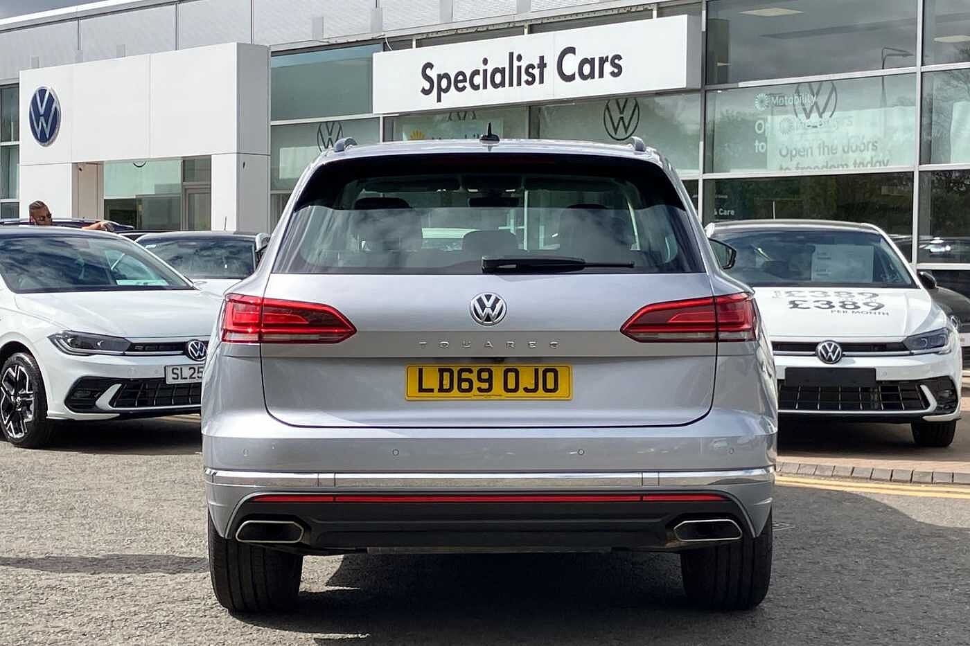 Volkswagen Touareg V6 SEL 3.0 TDI 286PS 4MOTION 8-speed Auto Tiptronic 5 Door