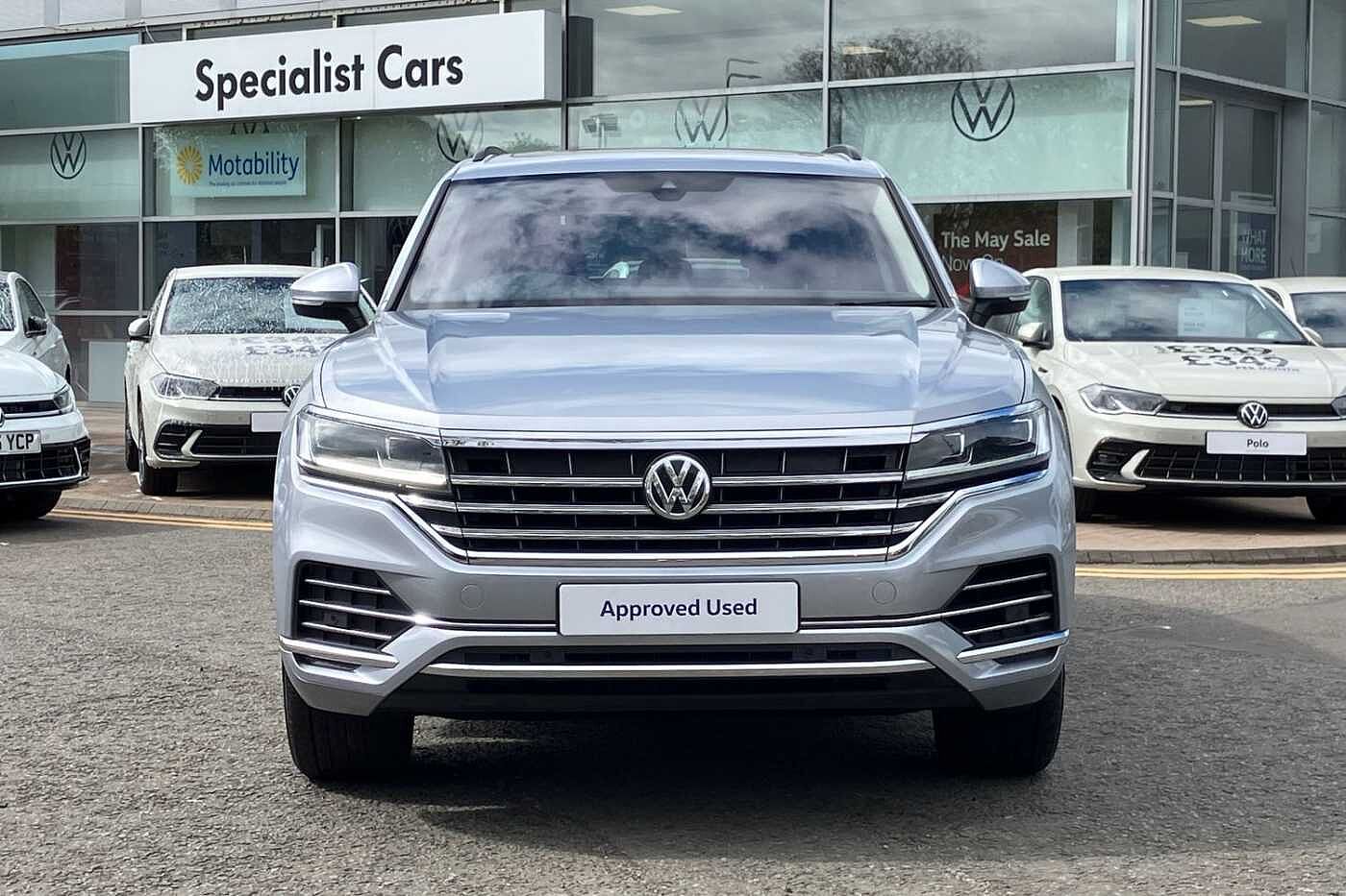 Volkswagen Touareg V6 SEL 3.0 TDI 286PS 4MOTION 8-speed Auto Tiptronic 5 Door
