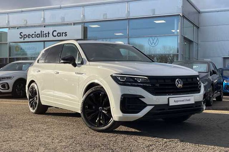 Volkswagen Touareg V6 Black Edition 3.0 TDI 231PS 4MOTION 8-speed Auto Tiptronic 5 Door