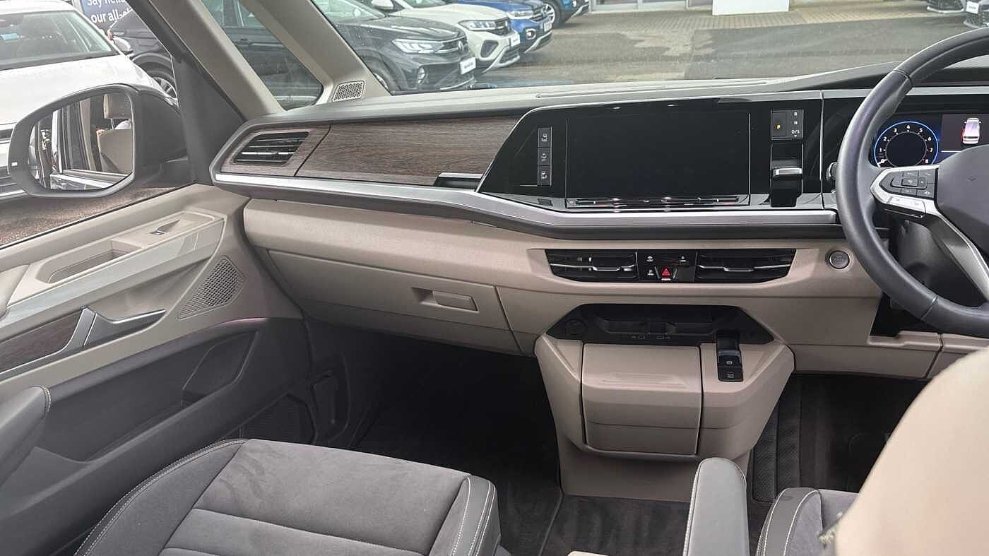 Volkswagen Multivan 2.0 TSI Style 5dr LWB DSG Petrol Estate