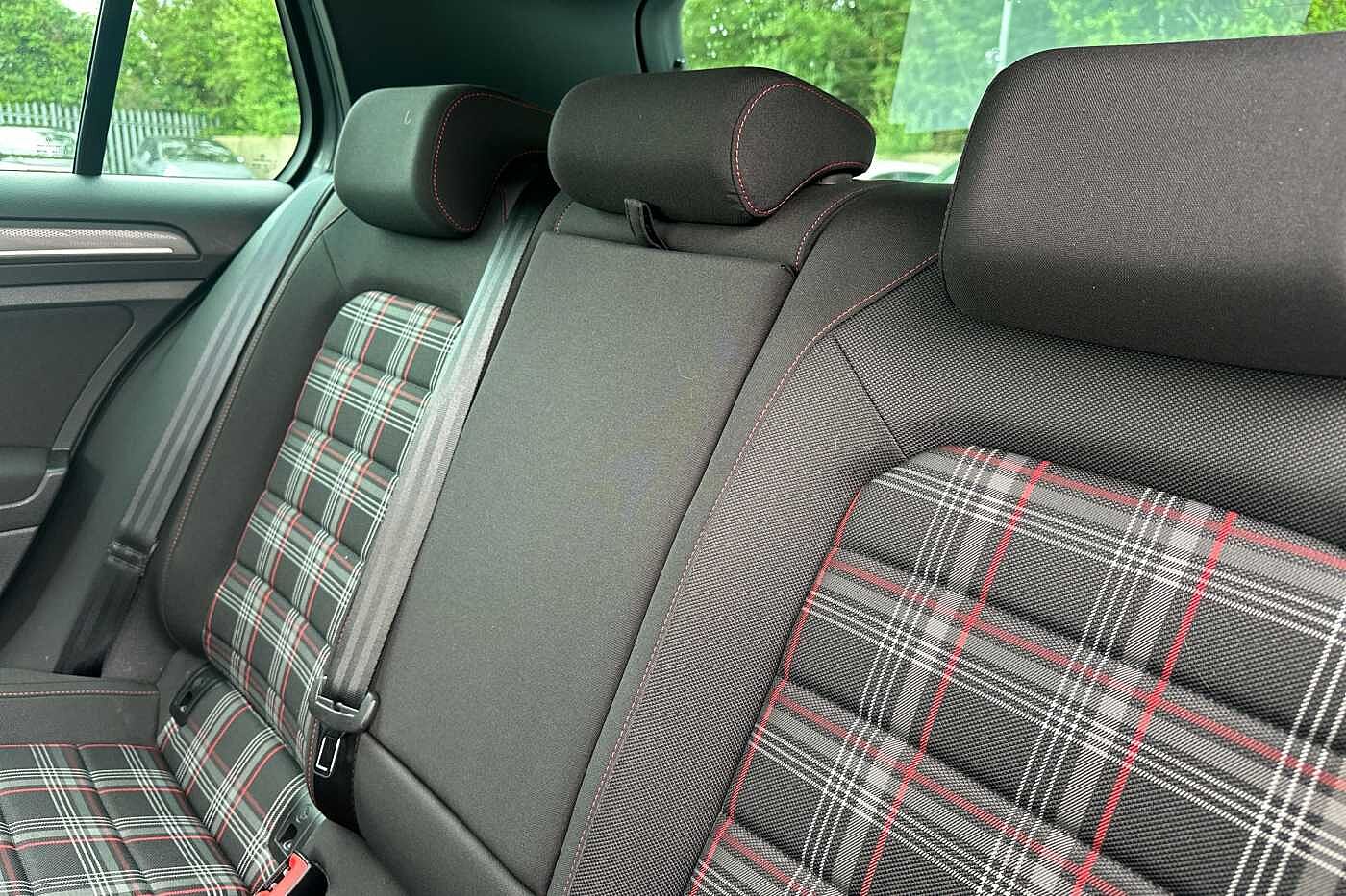 Volkswagen Golf MK7 Facelift 2.0 TSI GTI 230PS 5Dr