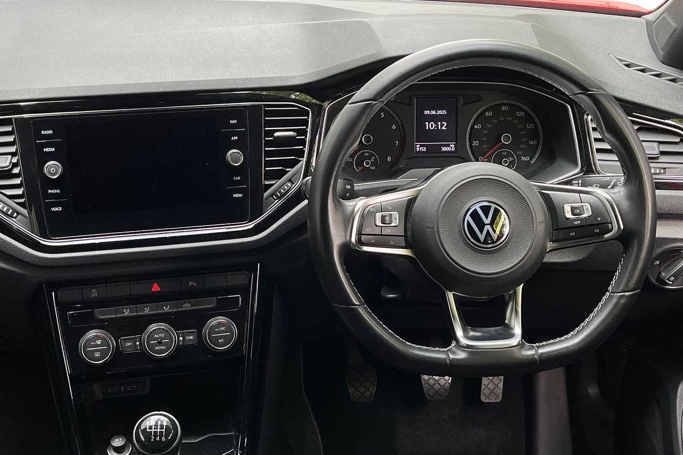 Volkswagen T-ROC 2017 1.0 TSI Black Edition 110PS