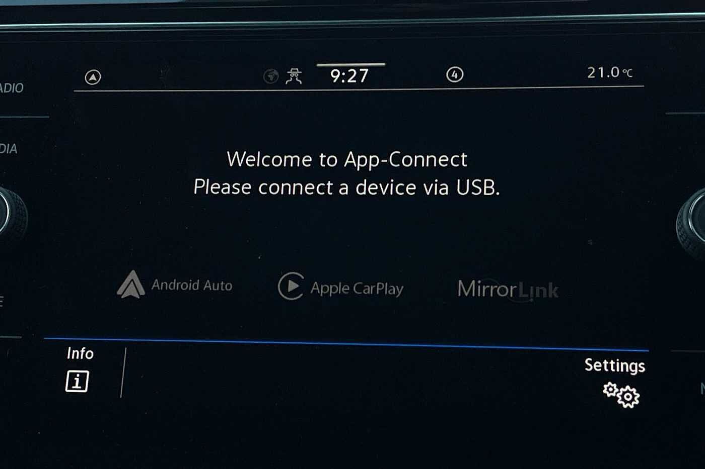 Volkswagen T-ROC 2017 1.0 TSI Black Edition 110PS