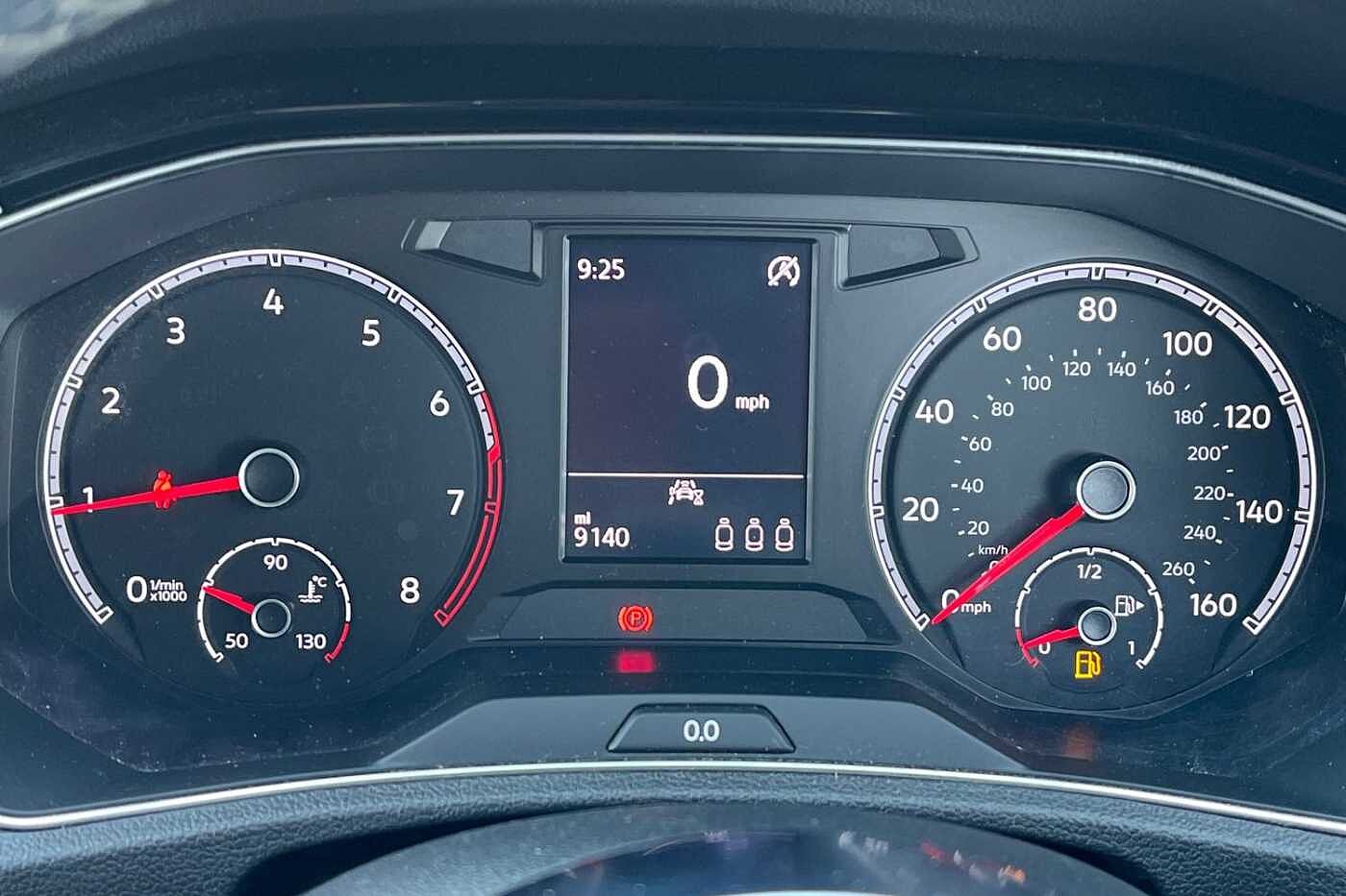 Volkswagen T-ROC 2017 1.0 TSI Black Edition 110PS