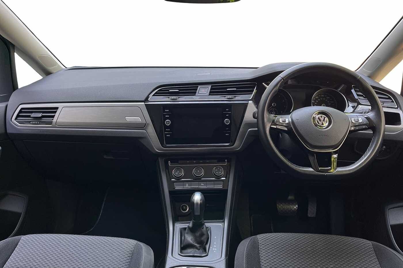 Volkswagen Touran MPV 1.5 TSI SE Family EVO 150PS DSG
