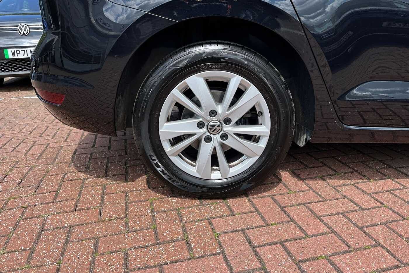 Volkswagen Touran MPV 1.5 TSI SE Family EVO 150PS DSG