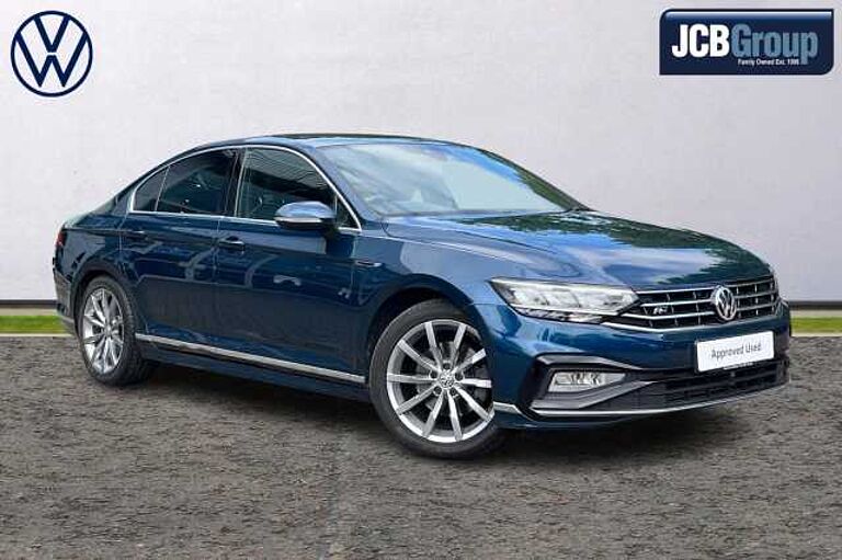 Volkswagen Passat 1.5 TSI (150ps) R-Line EVO Saloon