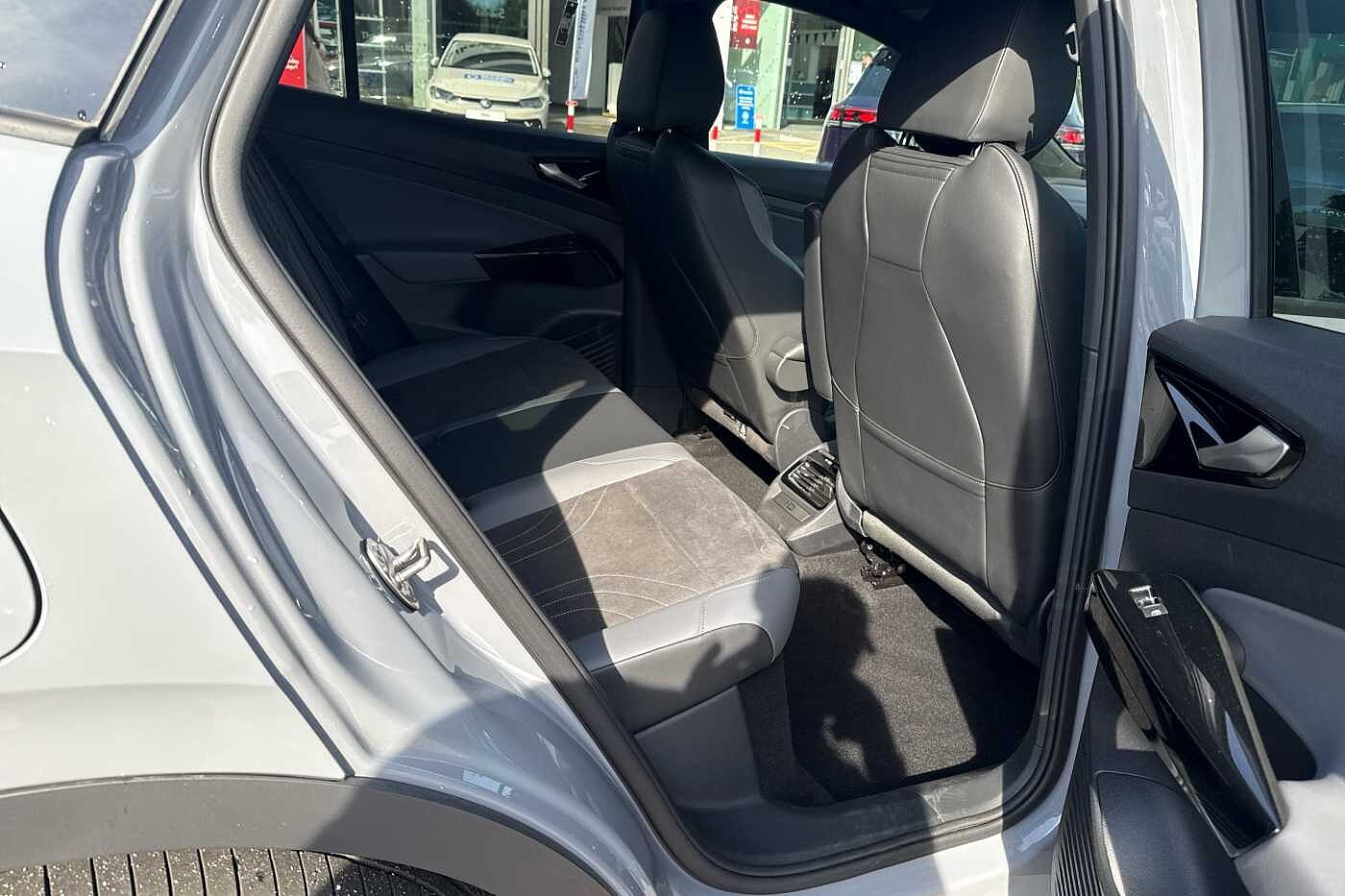 Volkswagen ID.4 210kW 4MOTION Match Pro 77kWh 5dr Auto