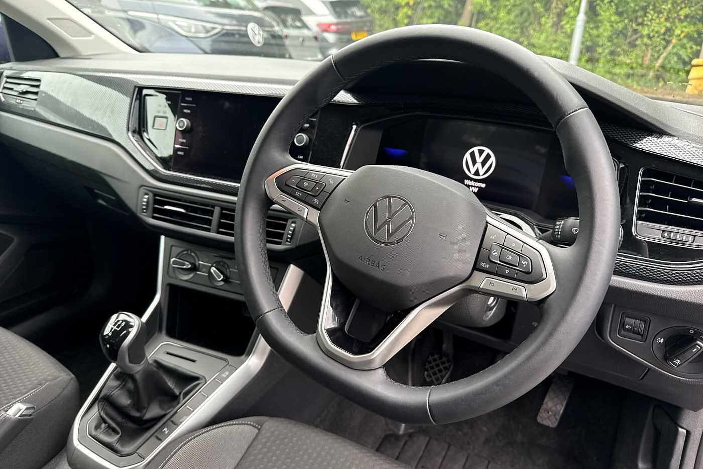 Volkswagen Polo 1.0 TSI Match 5dr