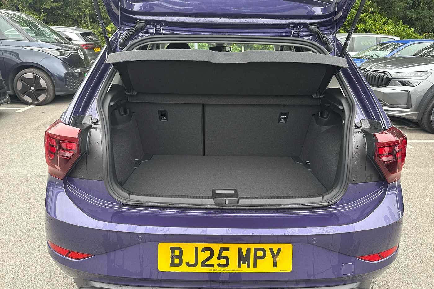 Volkswagen Polo 1.0 TSI Match 5dr