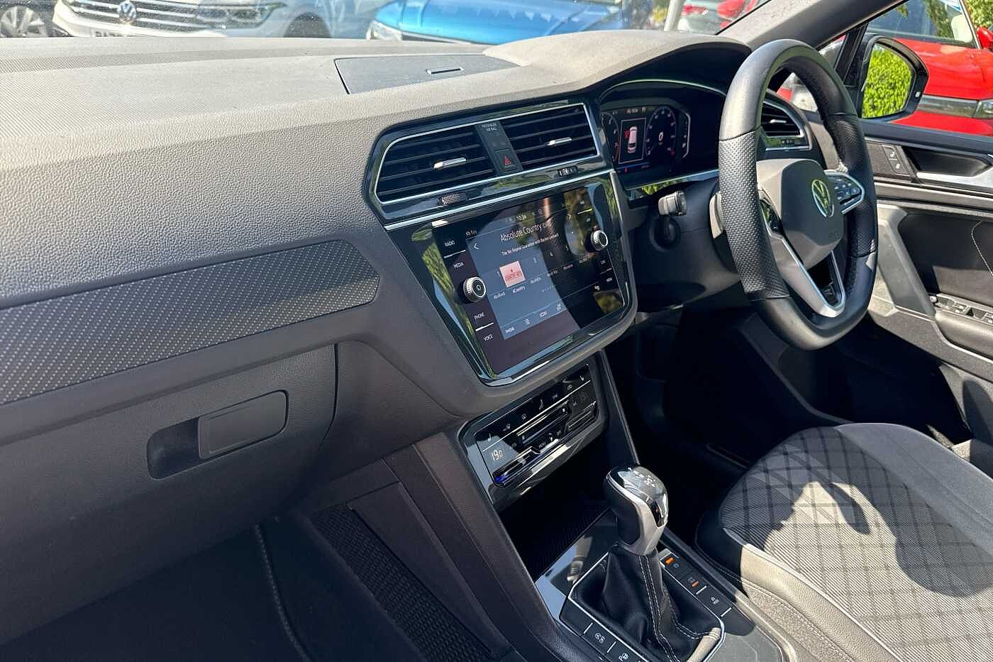 Volkswagen Tiguan 1.5 TSI (150ps) R-Line EVO DSG