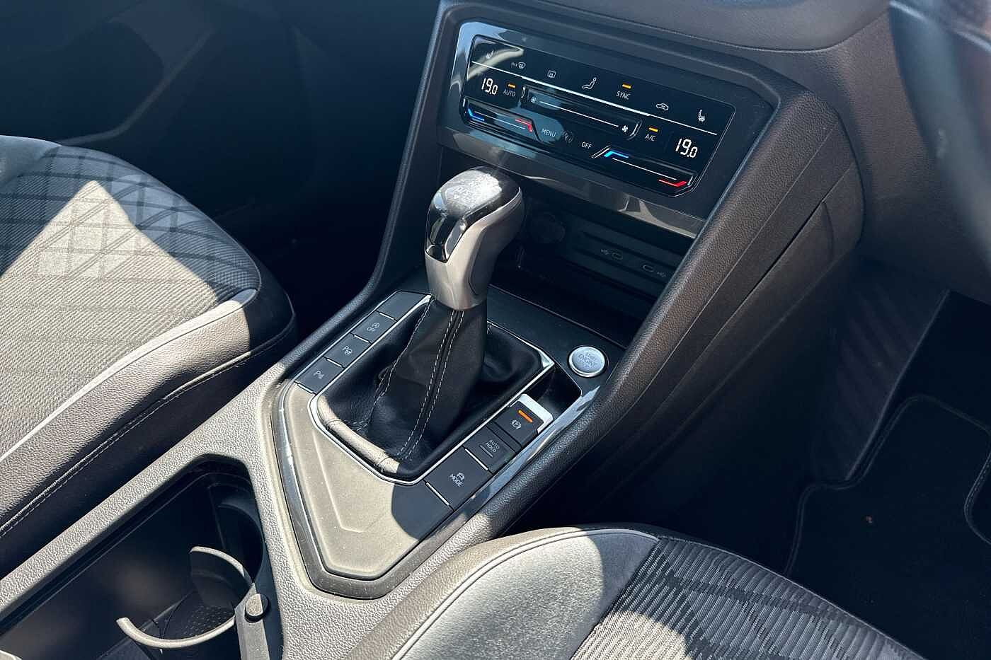 Volkswagen Tiguan 1.5 TSI (150ps) R-Line EVO DSG