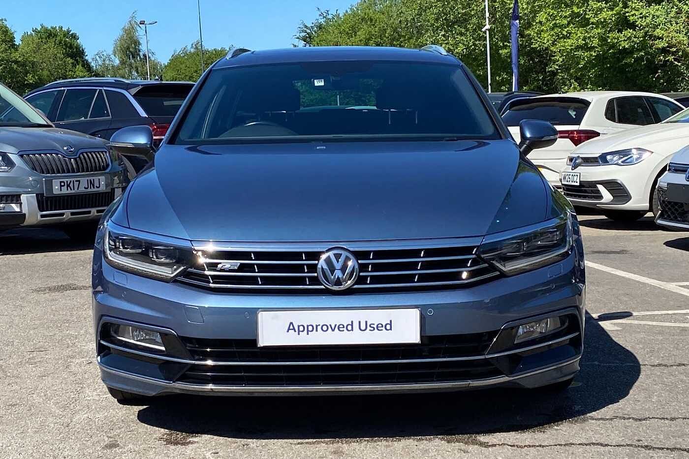 Volkswagen Passat 2.0 TDI R-Line 150PS Estate