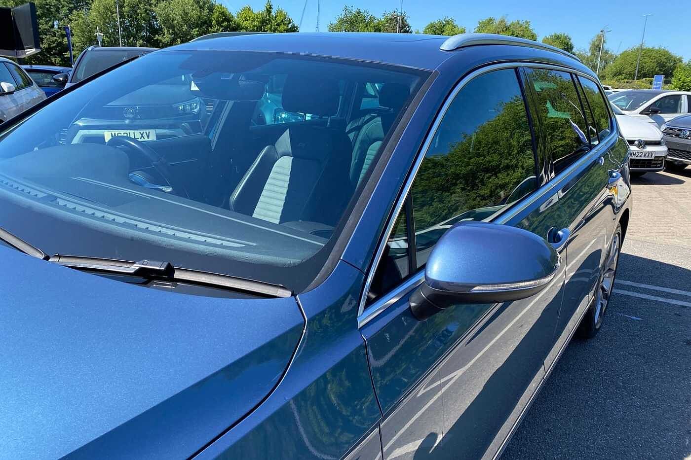 Volkswagen Passat 2.0 TDI R-Line 150PS Estate