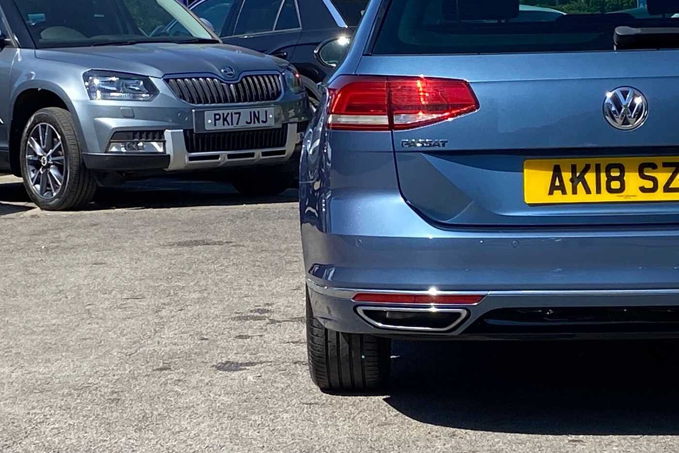 Volkswagen Passat 2.0 TDI R-Line 150PS Estate