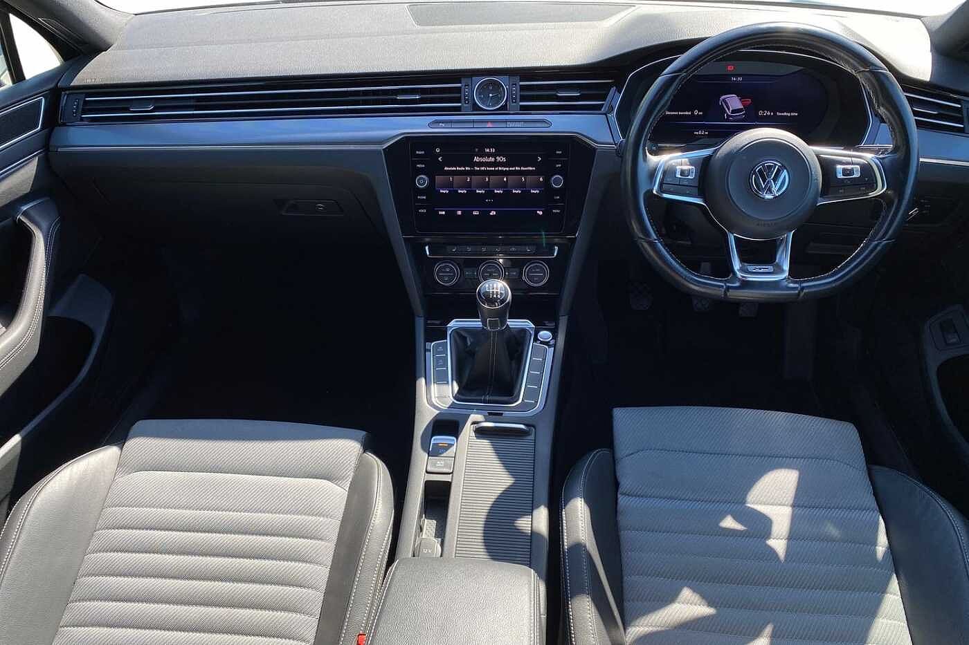 Volkswagen Passat 2.0 TDI R-Line 150PS Estate