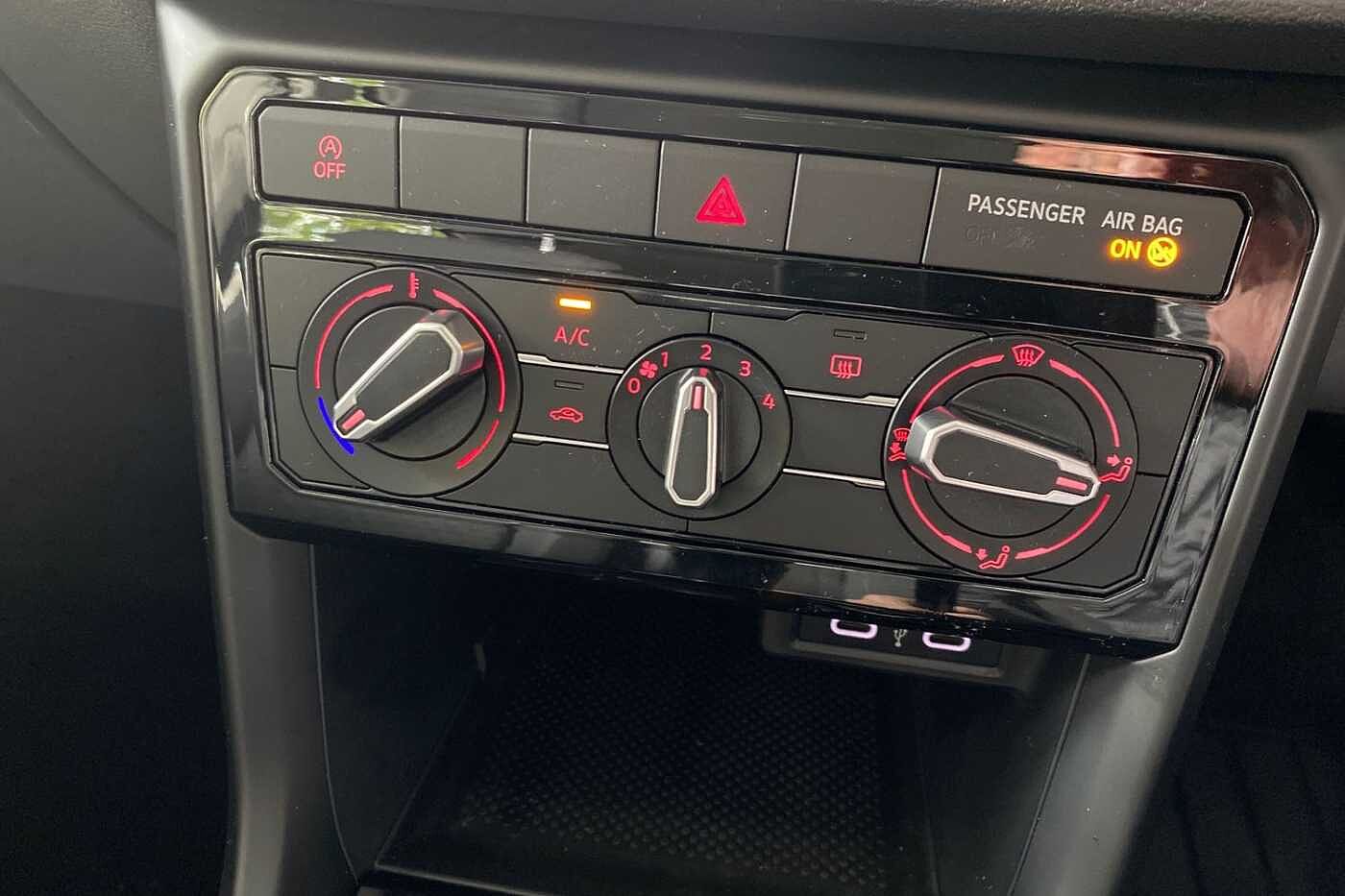 Volkswagen T-Cross 1.0 TSI (110ps) SE Hatchback