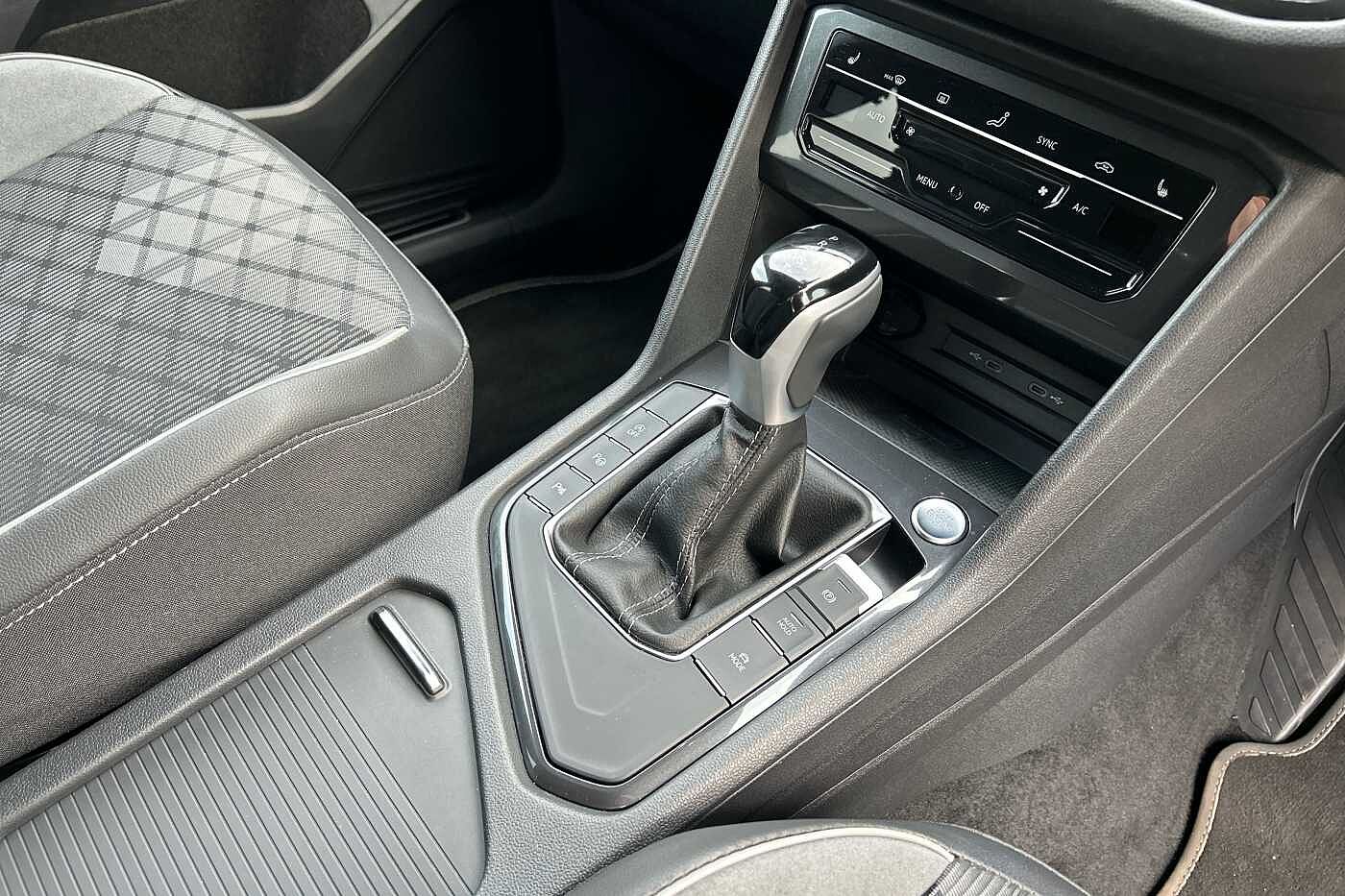 Volkswagen Tiguan Allspace 2.0 TDI R-Line 5dr DSG