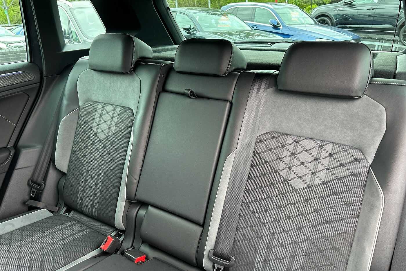 Volkswagen Tiguan 2.0 TDI (150PS) R-Line SCR 4Motion DSG