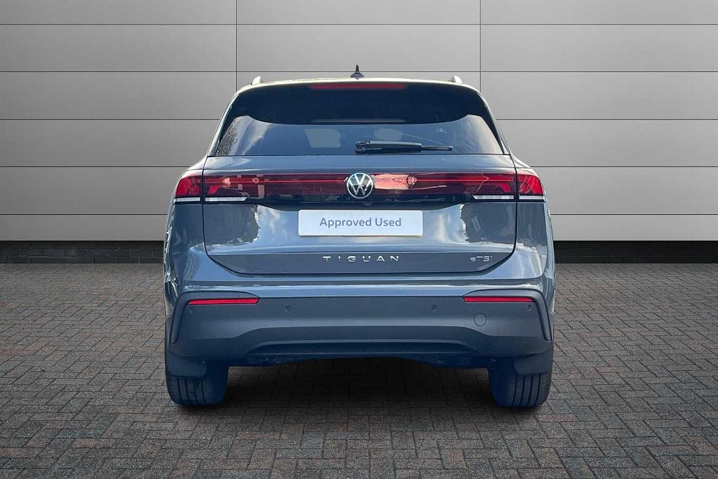 Volkswagen Tiguan 1.5 eTSI MHEV Life SUV 5dr Petrol Hybrid DSG Euro 6 (s/s) (150 ps)