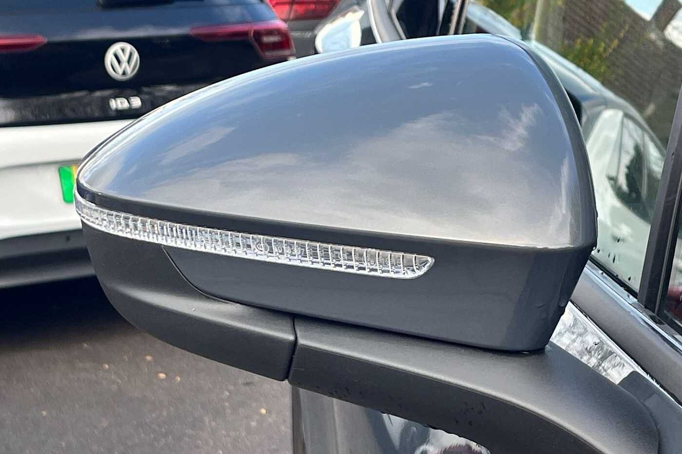 Volkswagen Tiguan 1.5 eTSI MHEV Life SUV 5dr Petrol Hybrid DSG Euro 6 (s/s) (150 ps)