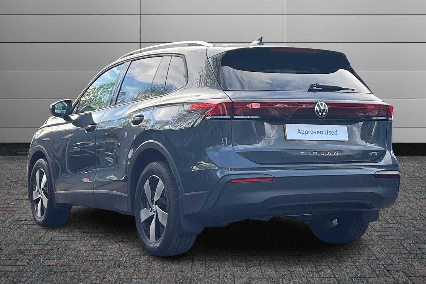 Volkswagen Tiguan 1.5 eTSI MHEV Life SUV 5dr Petrol Hybrid DSG Euro 6 (s/s) (150 ps)