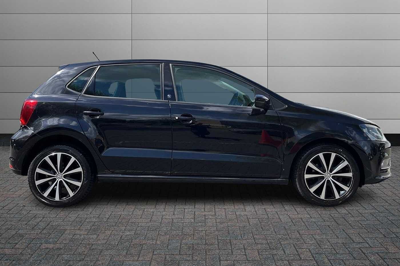 Volkswagen Polo 1.2 TSI R-Line Hatchback 3dr Petrol Manual Euro 6 (s/s) (90 ps)