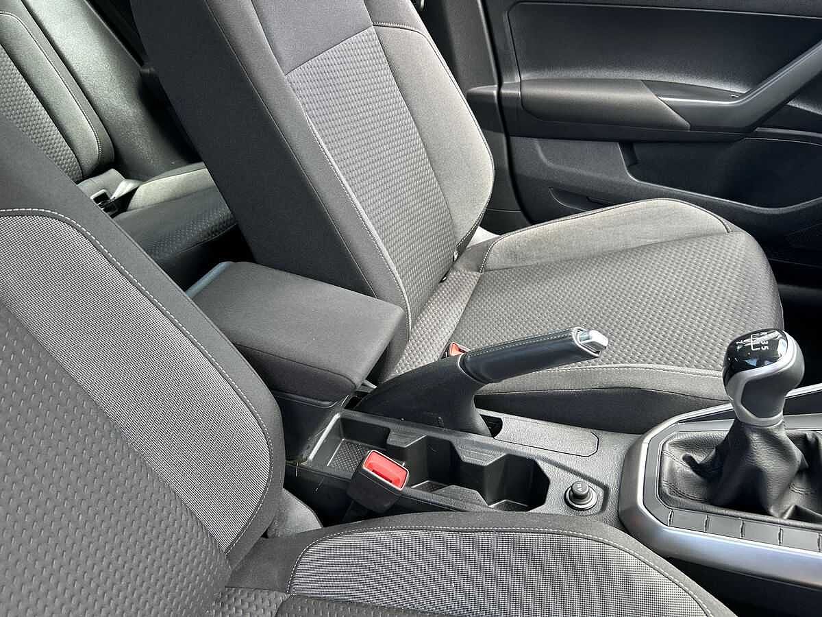 Volkswagen Polo MK6 Facelift (2021) 1.0 80PS Life