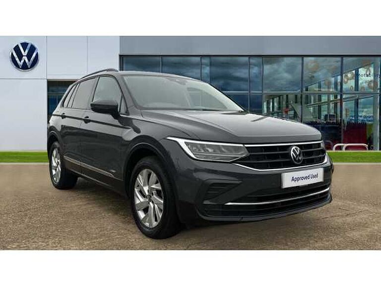 Volkswagen Tiguan 1.5 TSI (150ps) Life EVO DSG 5 door