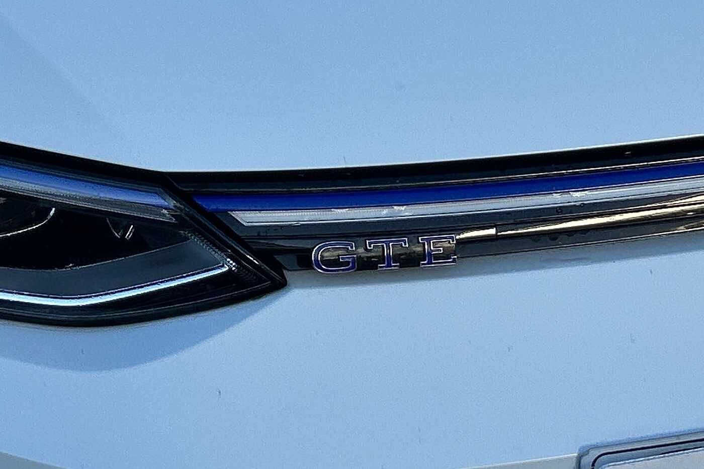 Volkswagen Golf GTE 5 Dr Hatchback 1.4 TSI GTE 245PS DSG