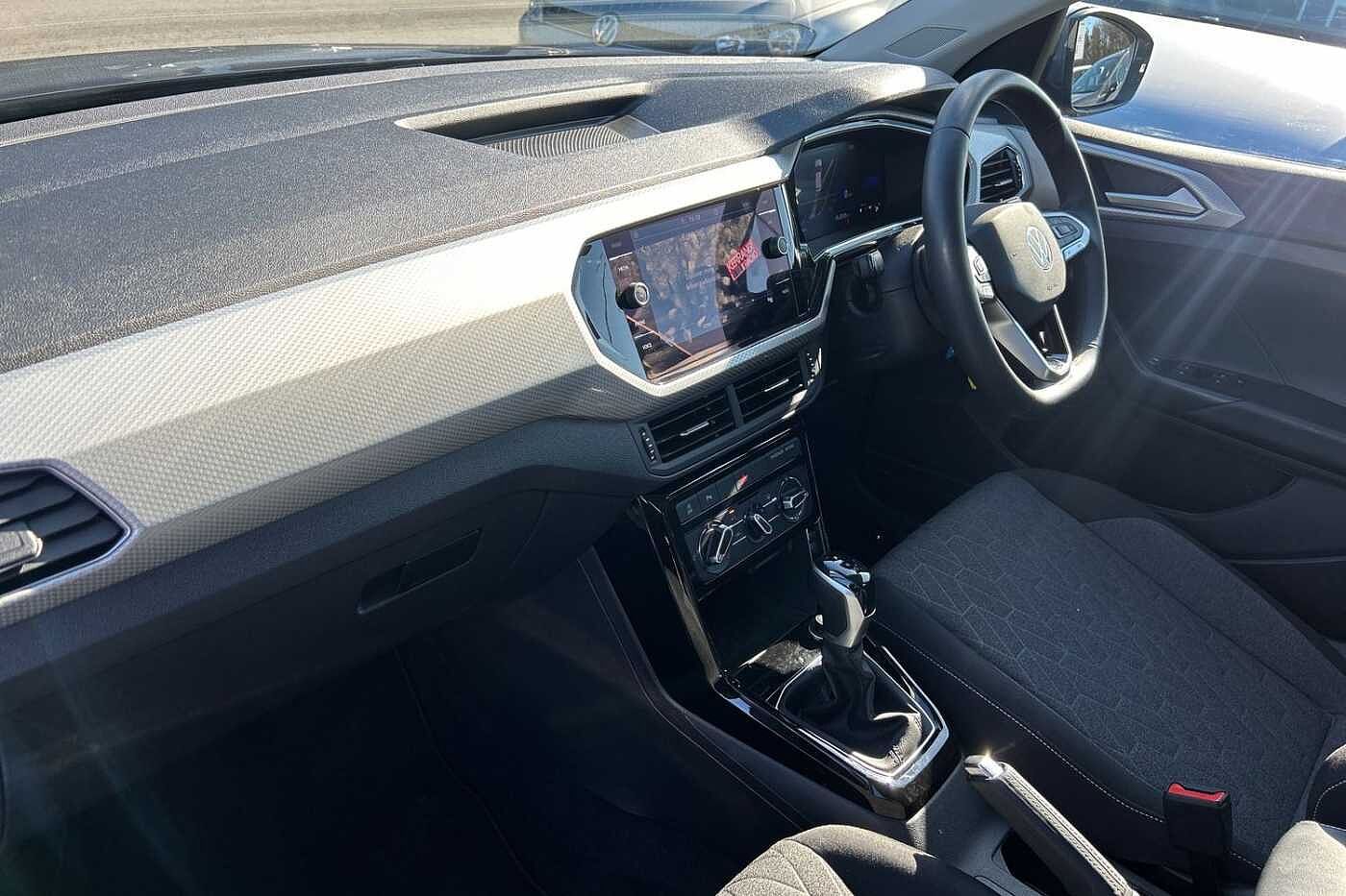 Volkswagen T-Cross 1.0 TSI (110ps) Move DSG Hatchback