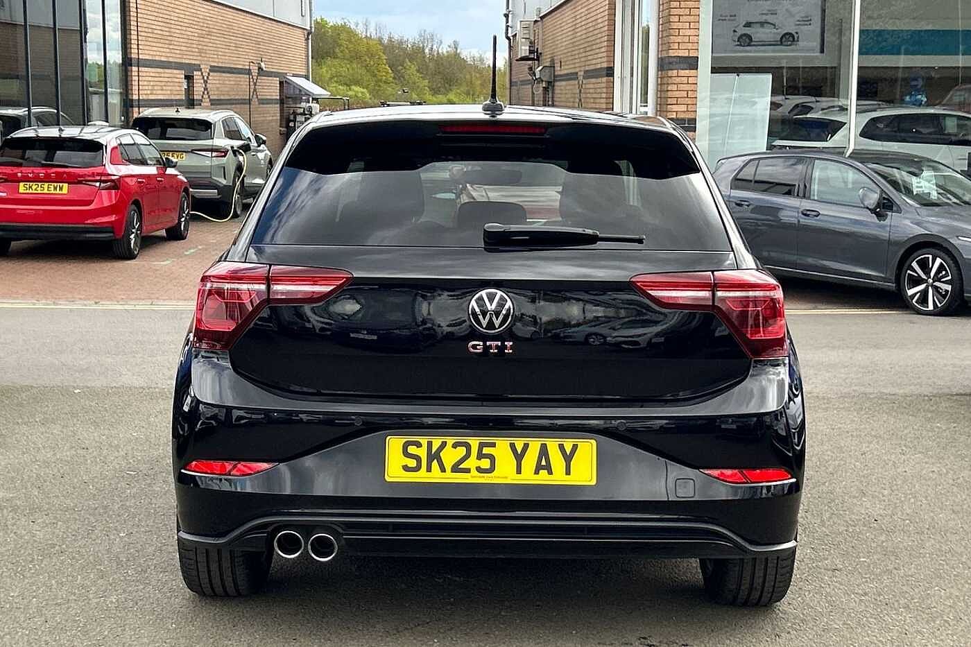 Volkswagen Polo MK6 Facelift 2.0 TSI (207ps) GTI DSG