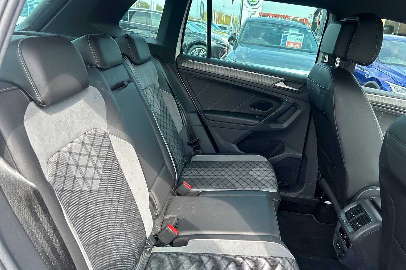 Volkswagen Tiguan 1.5 TSI (150ps) R-Line EVO DSG