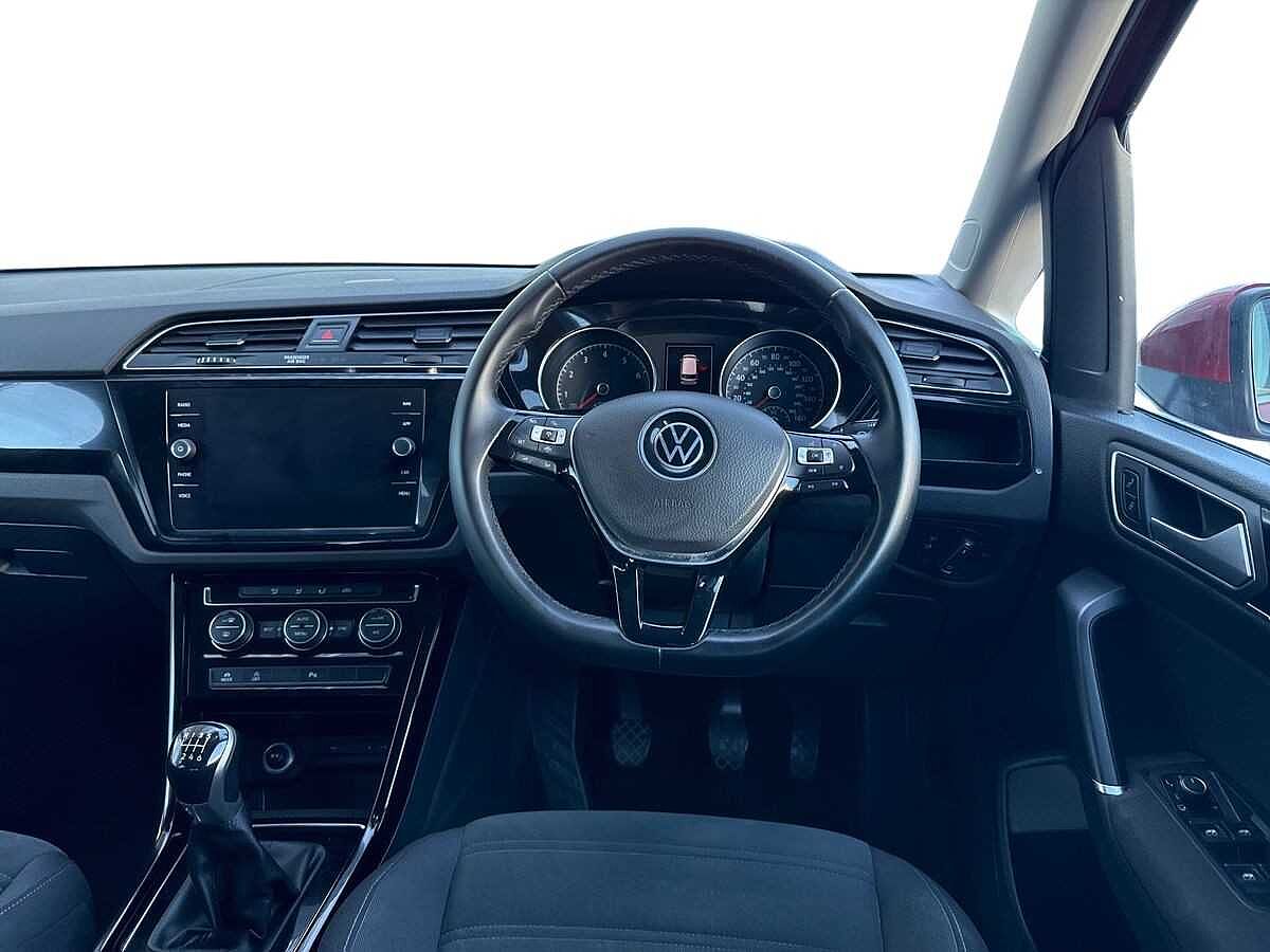 Volkswagen Touran 1.5 TSI EVO SEL 5Dr