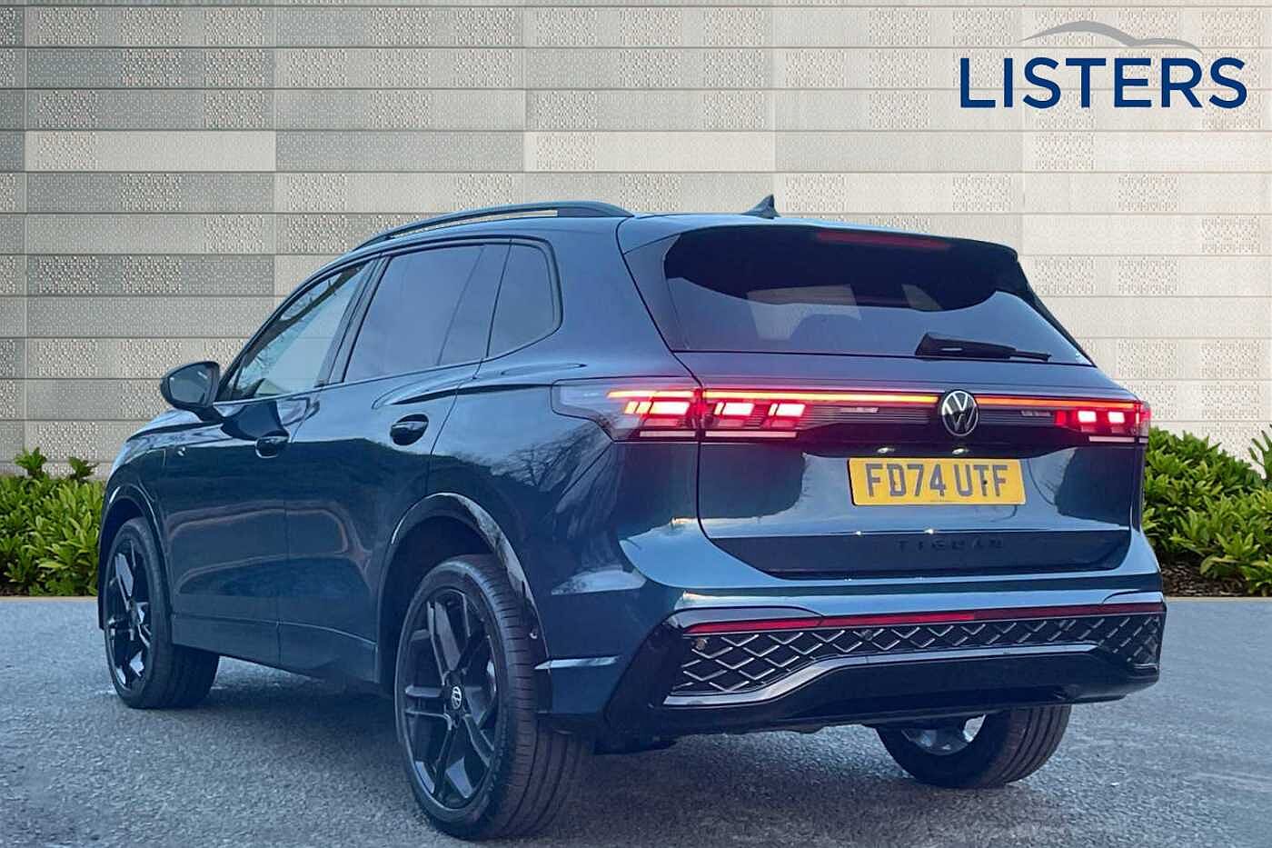 Volkswagen Tiguan Estate 1.5 TSI 272 eHybrid R-Line 5dr DSG