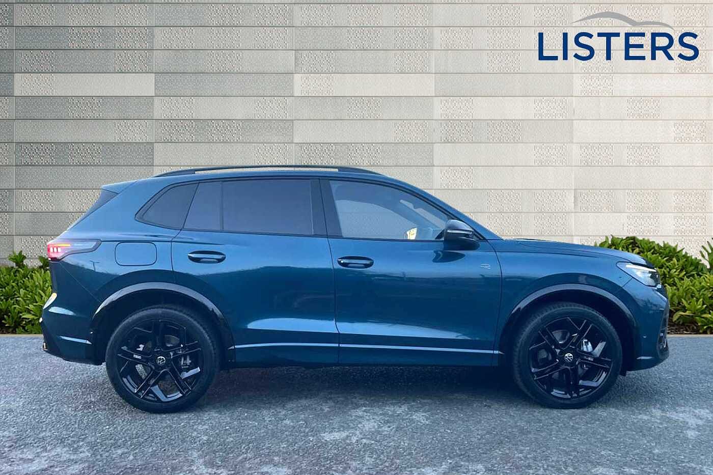 Volkswagen Tiguan Estate 1.5 TSI 272 eHybrid R-Line 5dr DSG