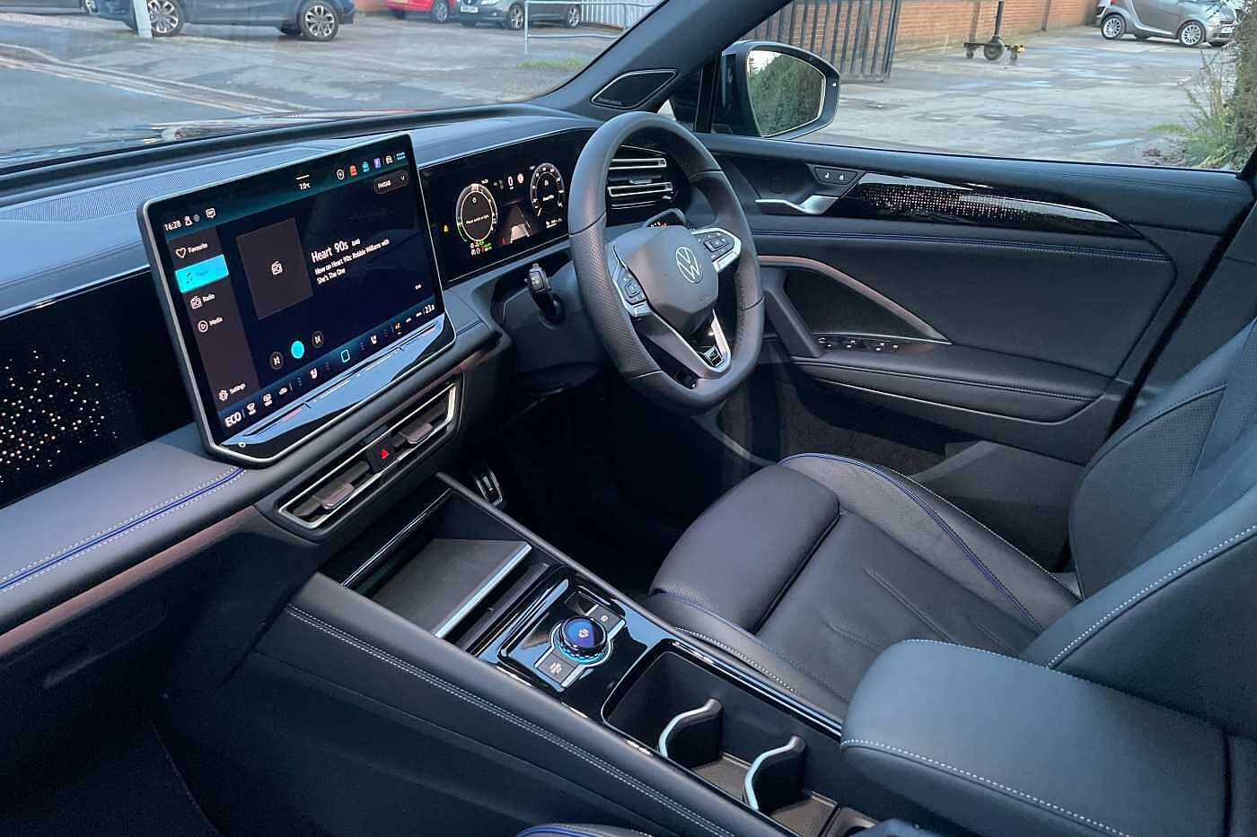 Volkswagen Tiguan Estate 1.5 TSI 272 eHybrid R-Line 5dr DSG